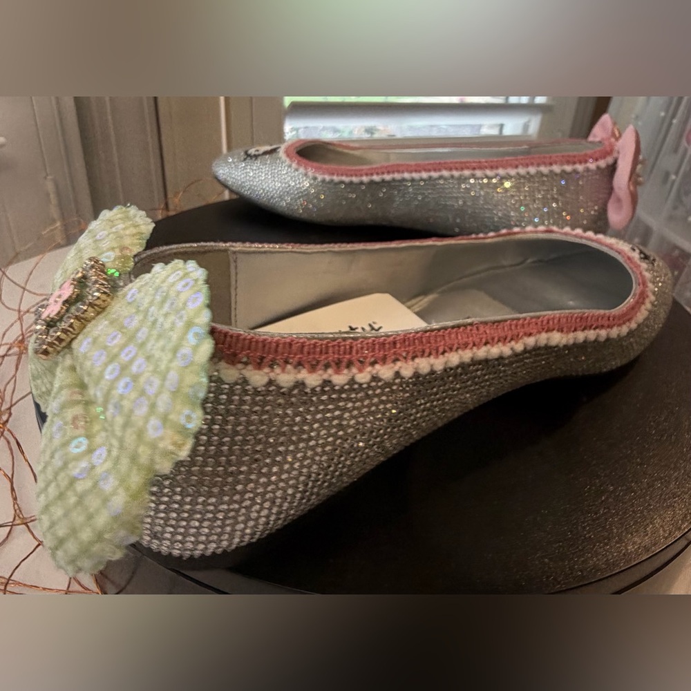 Hand Embellished Statement Crystal Ballet Flat in Hello Kitty Theme, size 8.5 - Picture 10 of 16